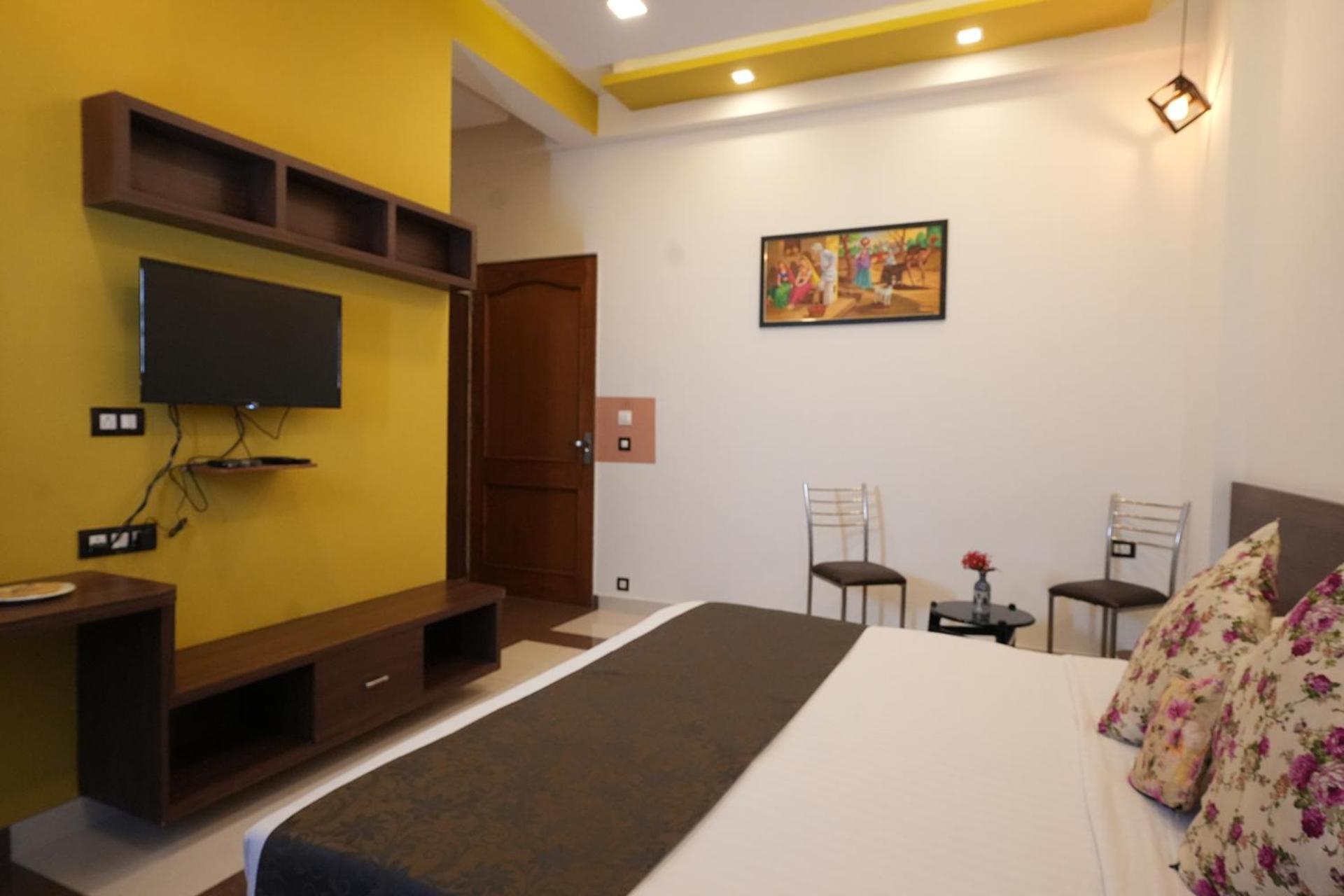 Hotel White Lotus Dungarpur Buitenkant foto